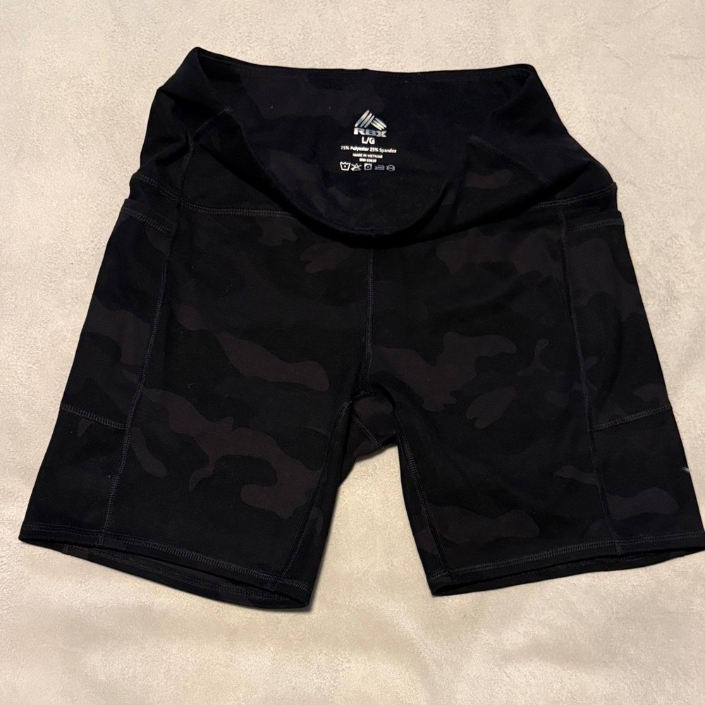 RBX size L Black Camouflage Athletic Shorts